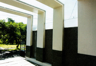 Konsep Rumah Modern Minimalis Dengan Carport Kaca Beton 